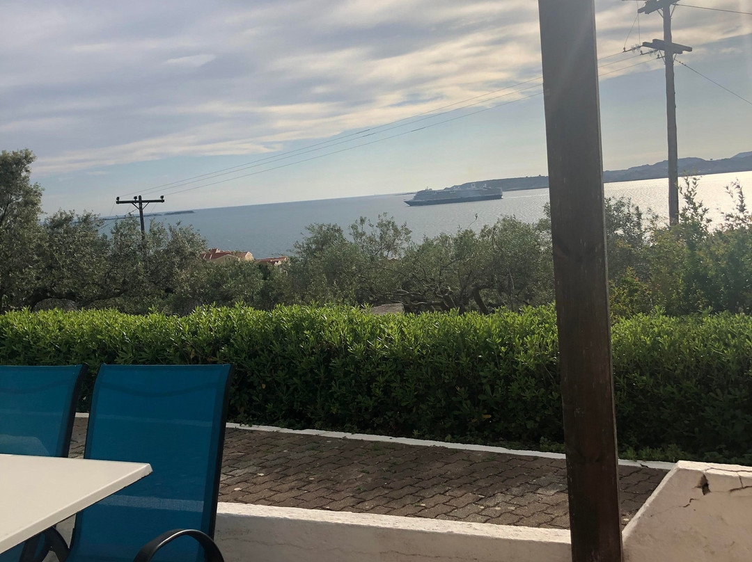 Metaxatos Apartments主图