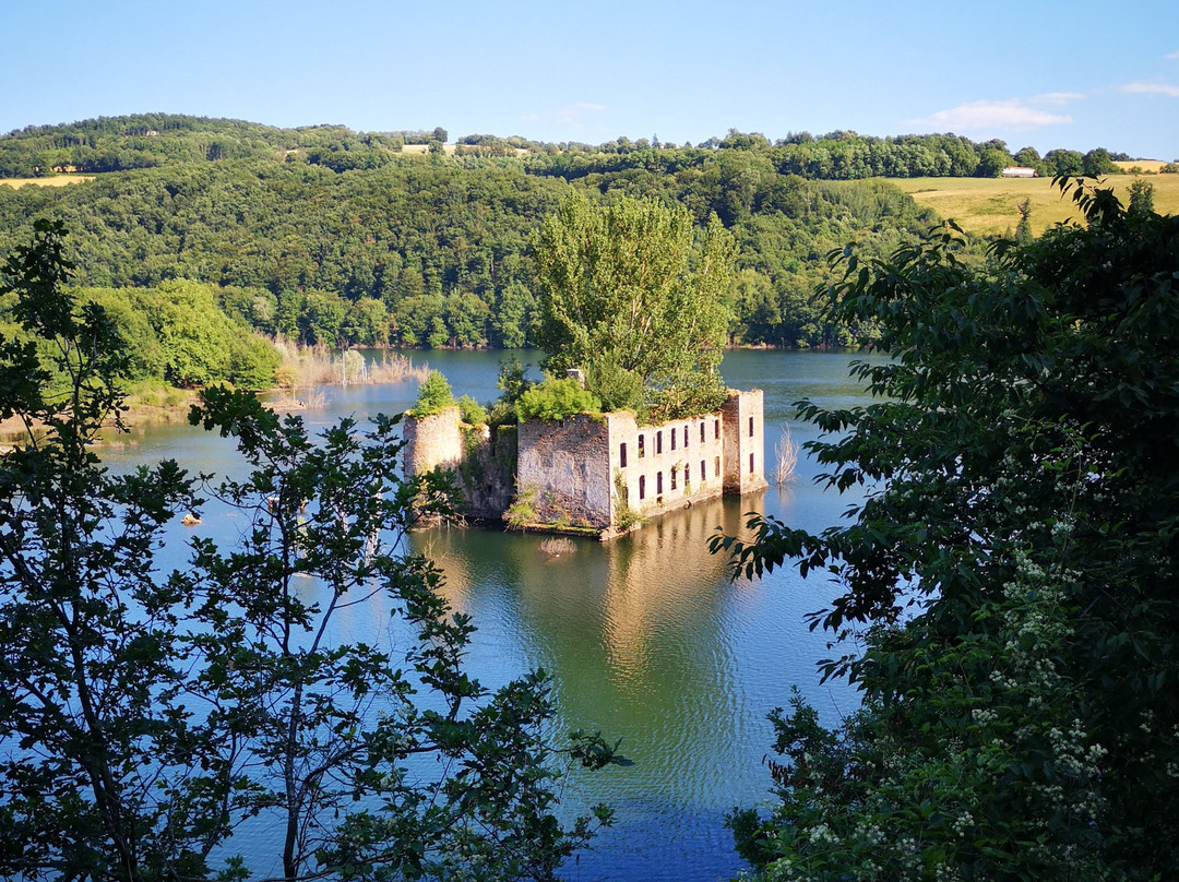 Chateaux de GRANDVAL-Teillet必去景点