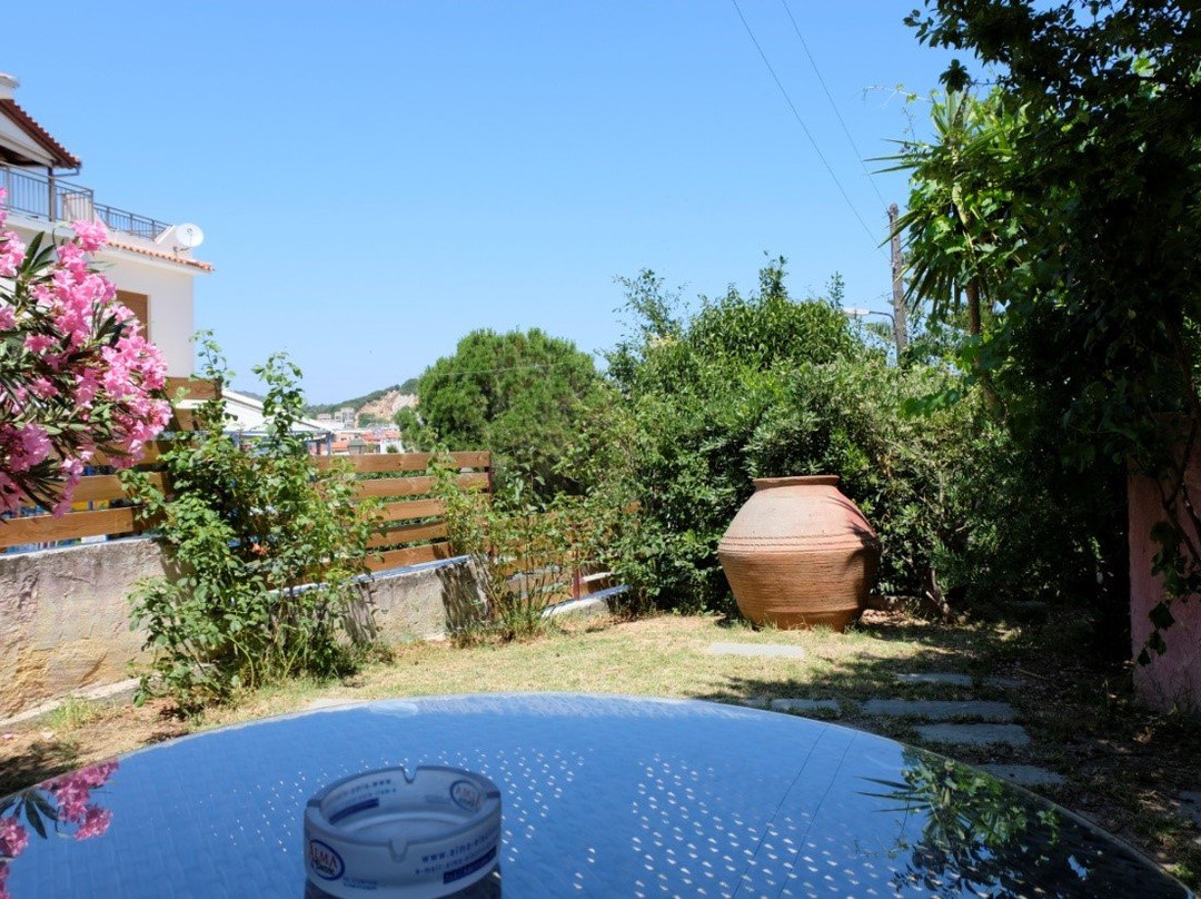 Taxiarchis Apartments主图