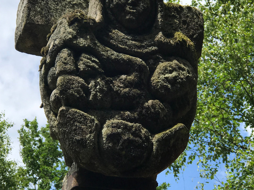 Cruceiro de Lameiros-Monterroso必去景点