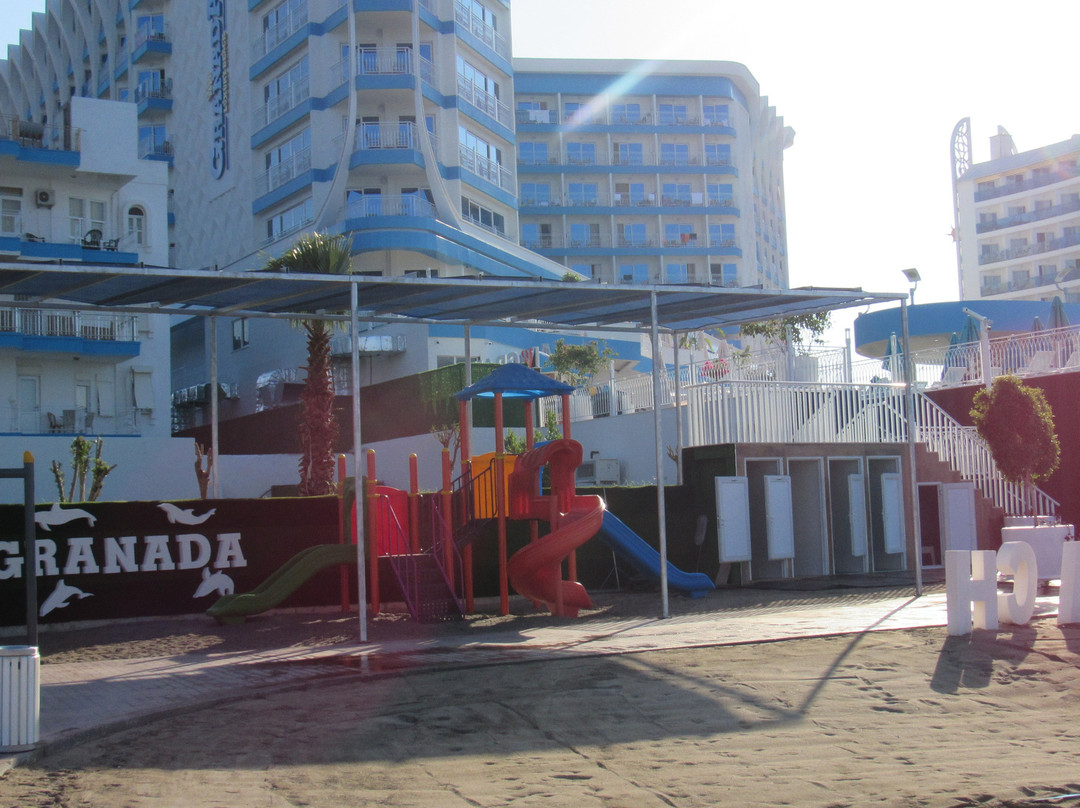 Granada Luxury Beach主图