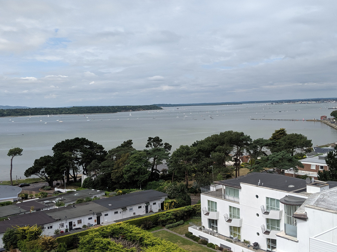 Harbour Heights Hotel主图
