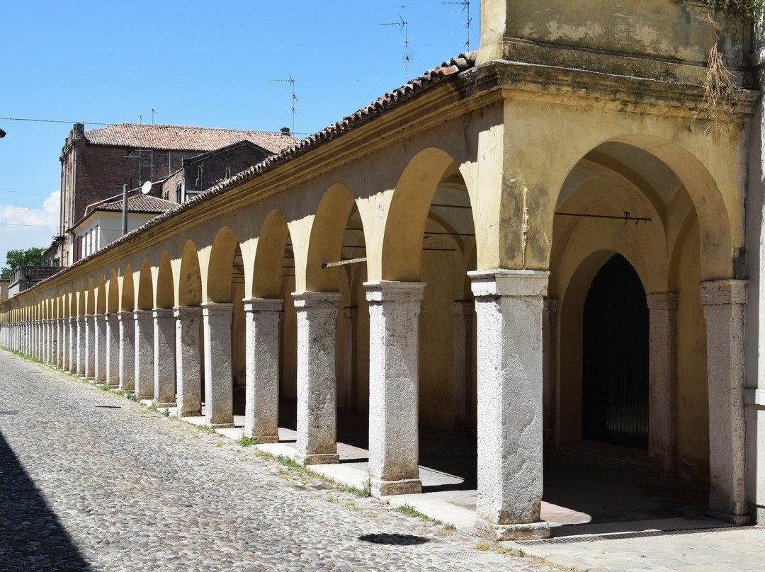 Santuario Santa Maria in Aula Regia-科马基奥必去景点