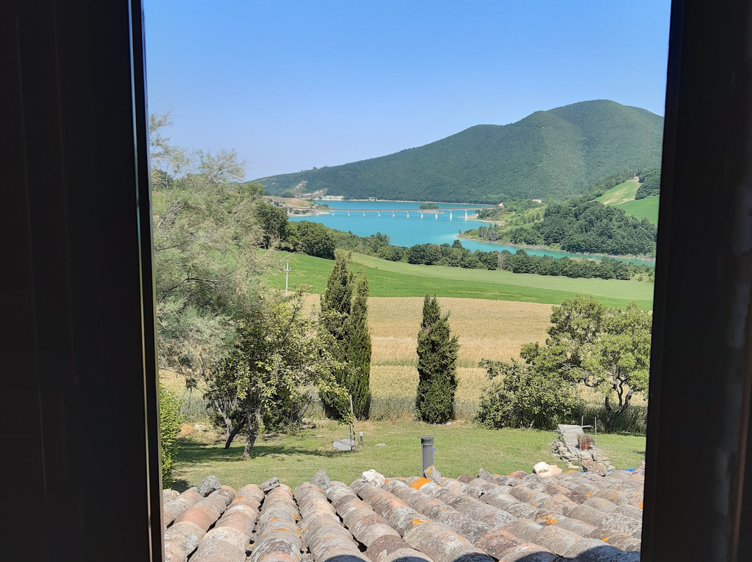 Lago di Cingoli景点图片