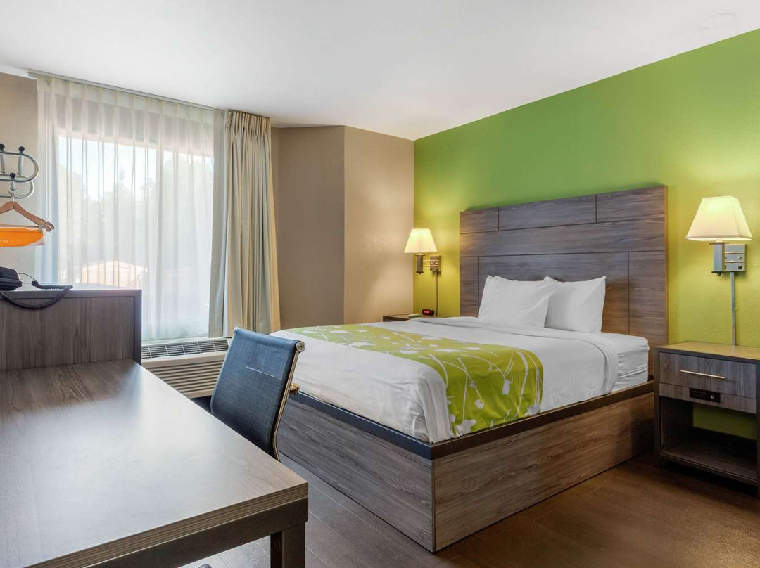 罗德威酒店主图