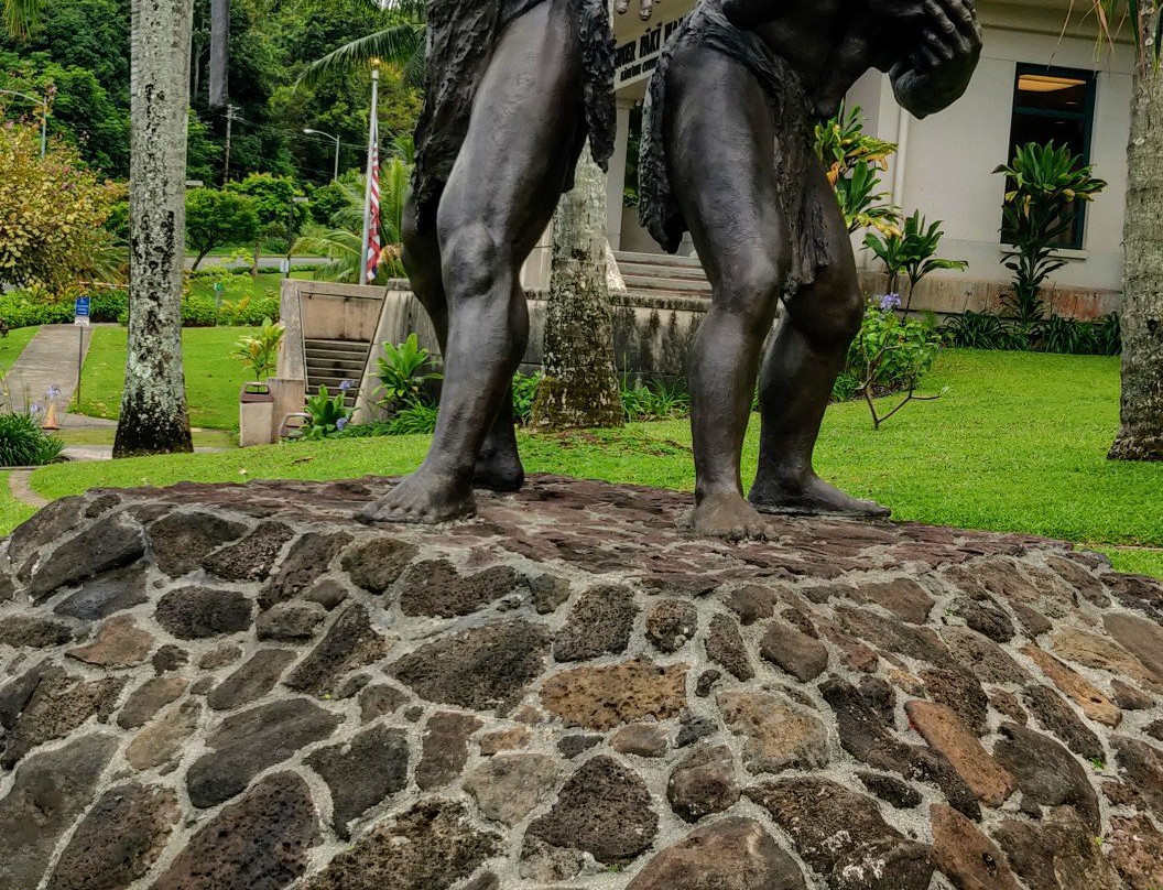 Mamalahoe Statue-卡内奥赫必去景点