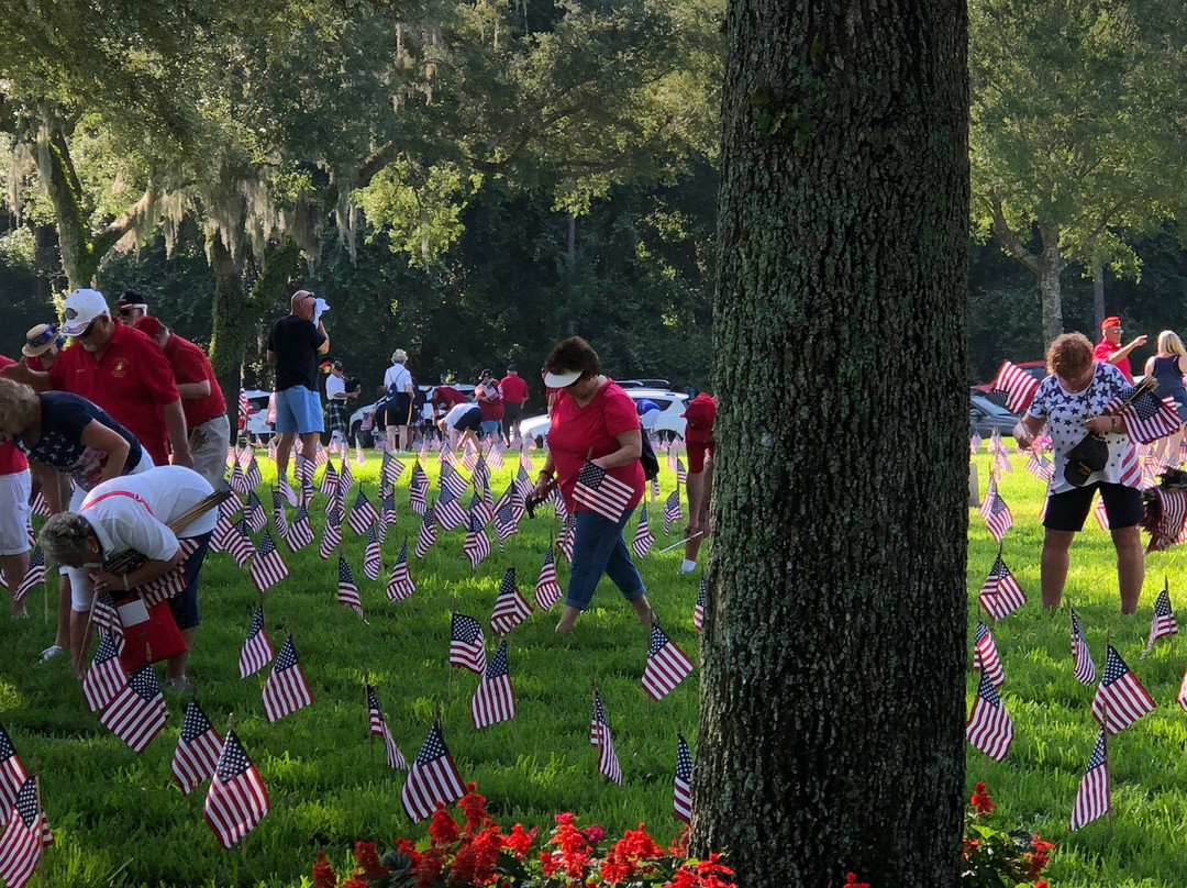 Florida National Cemetery景点图片