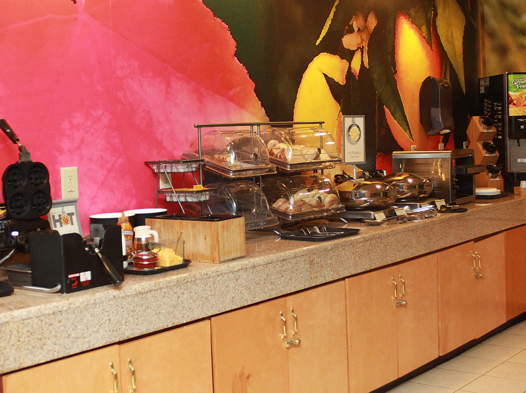 Fairfield by Marriott Inn & Suites Fairmont主图