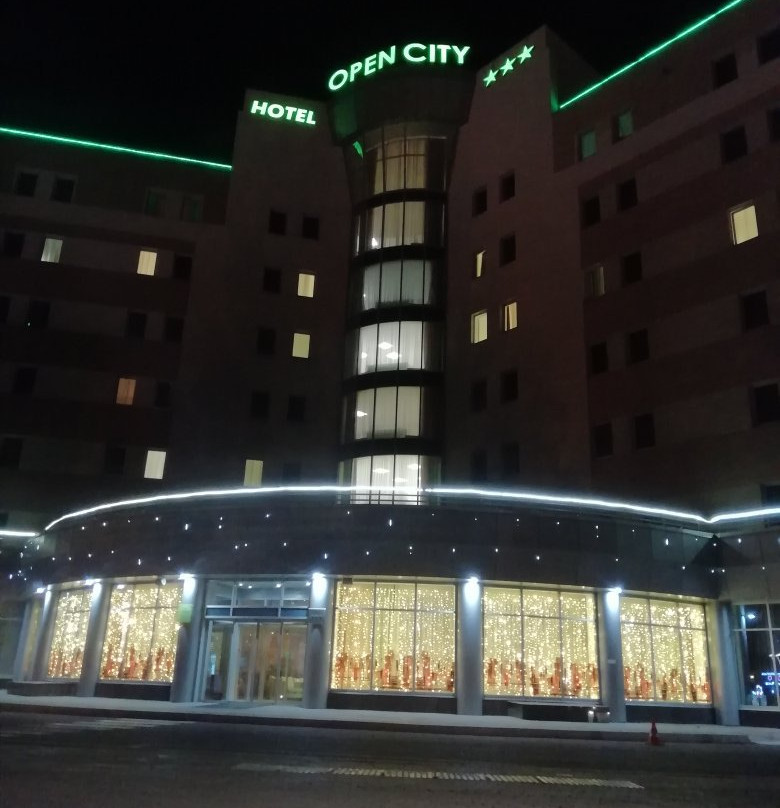 Open City Hotel主图