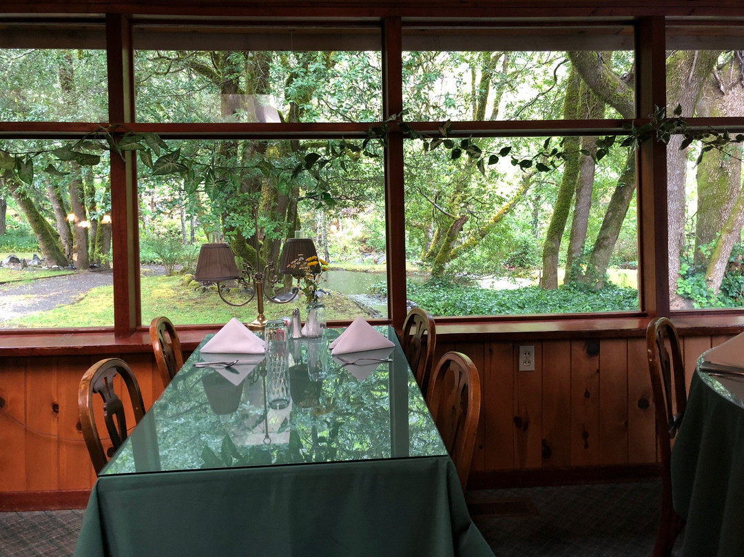 Patrick Creek Historic Lodge主图