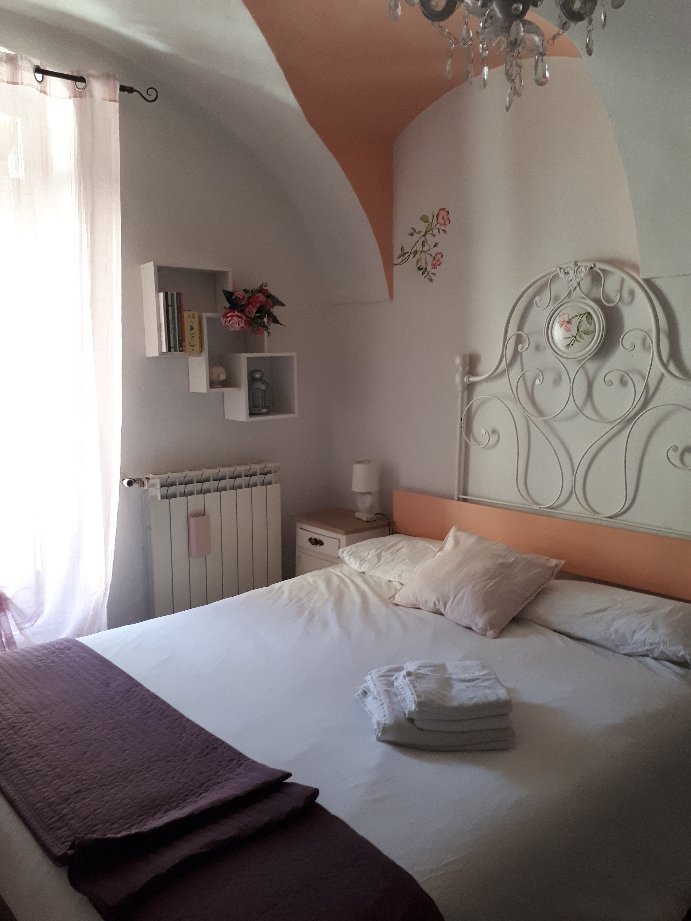 DUSSAIGA - Camera Delle Rose-官方