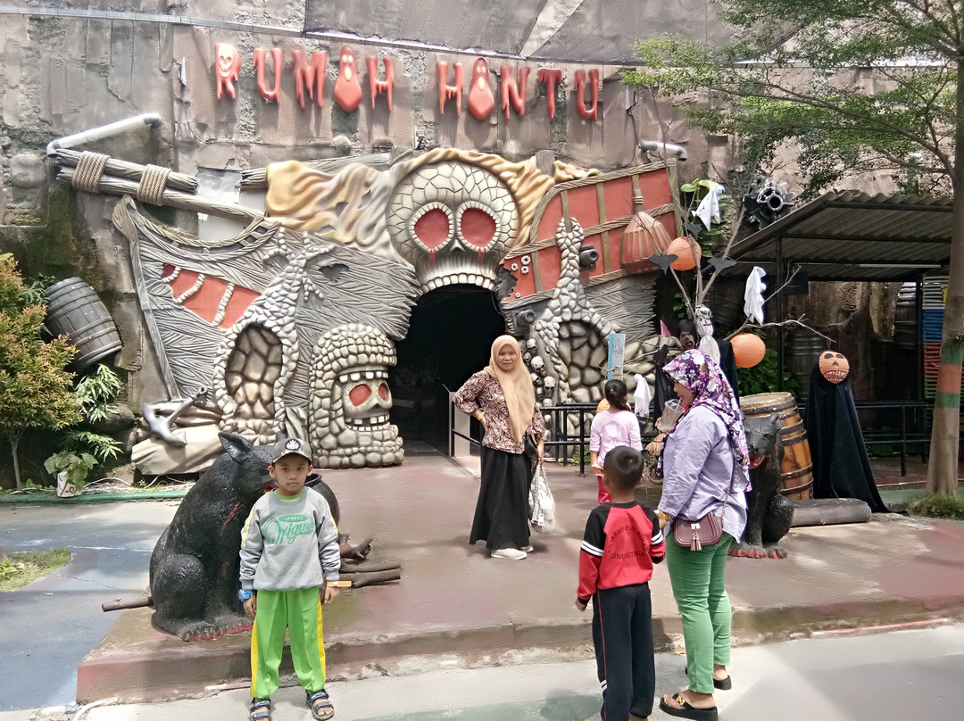 Rita Park Tegal-Tegal必去景点