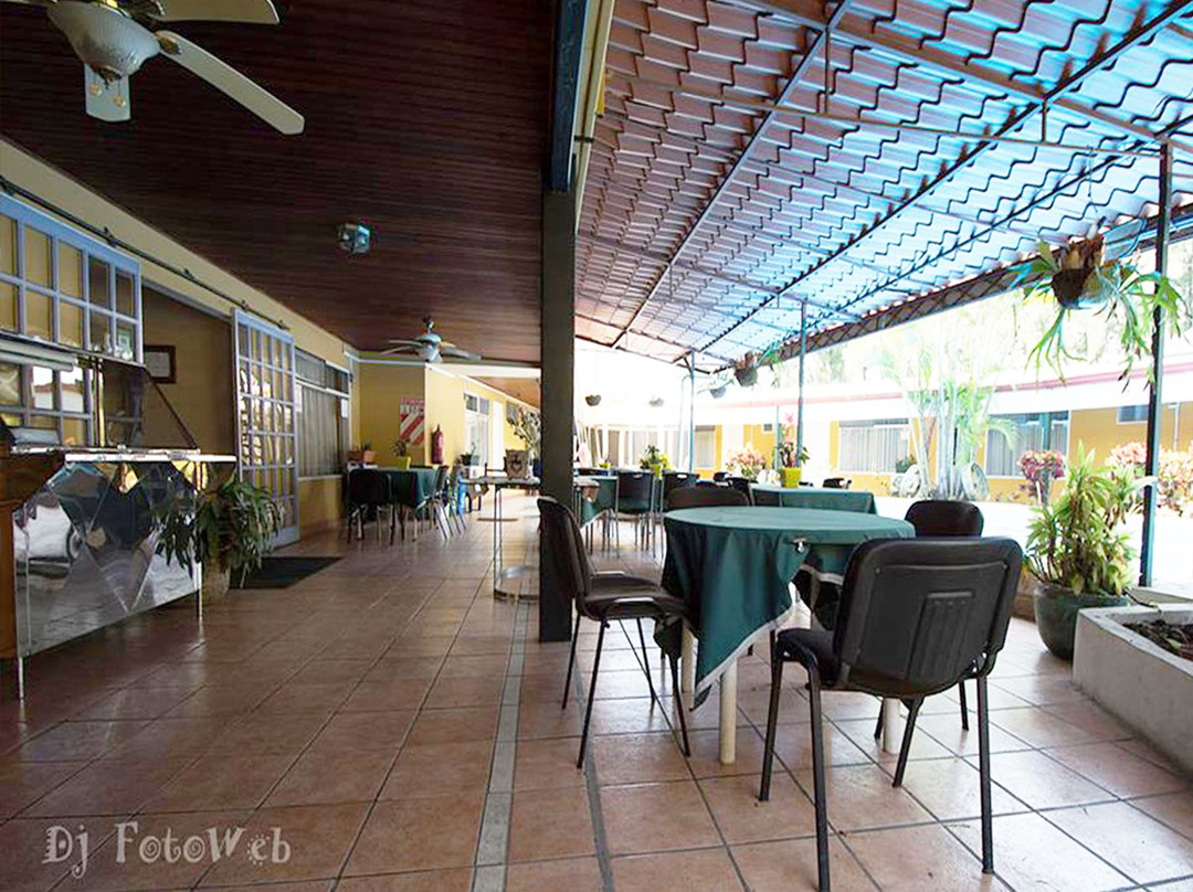 Hotel Puerta del Sol主图