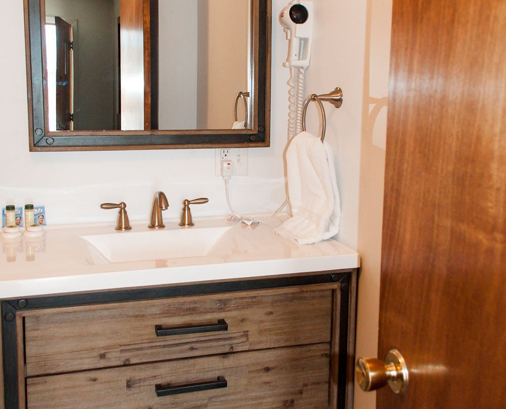 Check In Motel主图