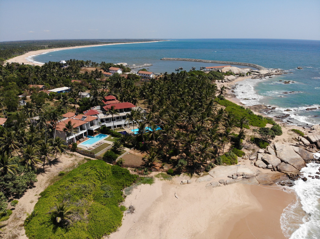 海龟湾大酒店主图