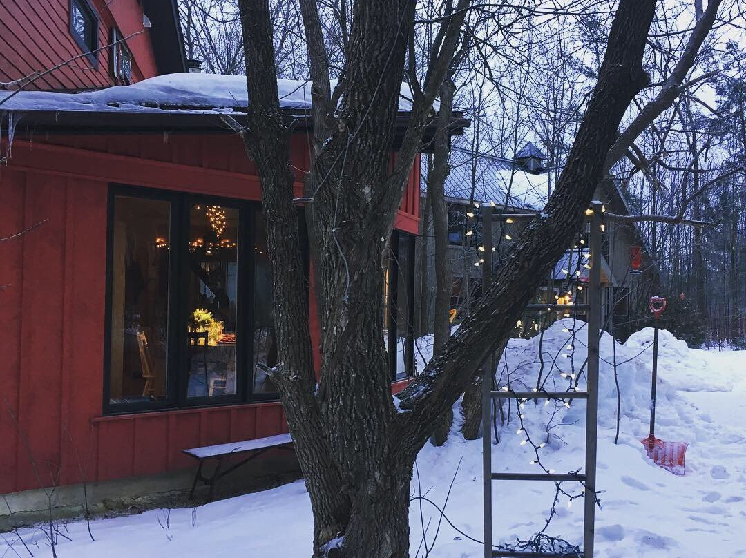 The Retreat House主图