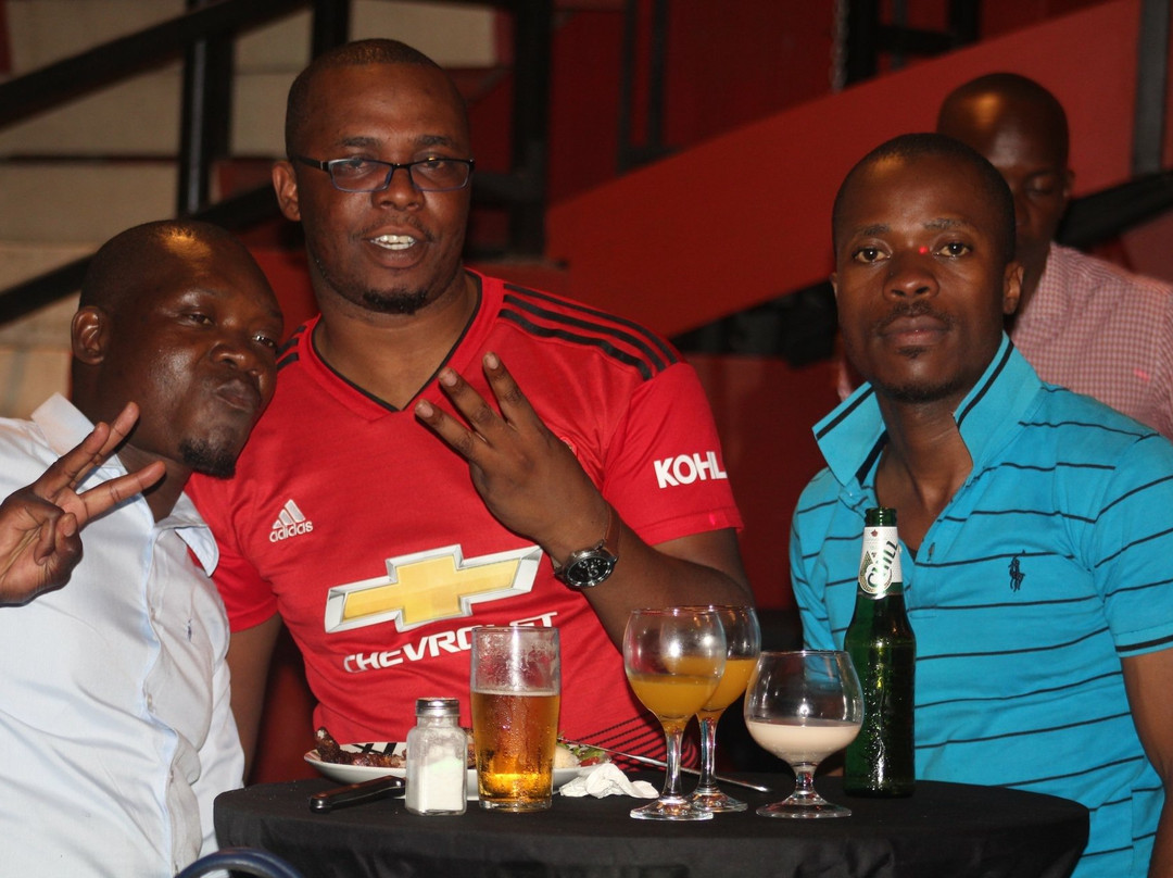 Al Pacino's Bar-布兰岱必去景点