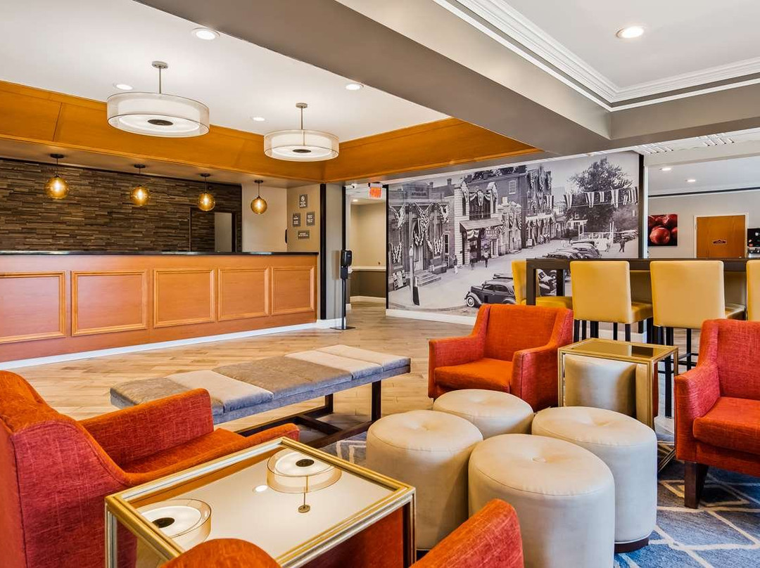 丹顿贝斯特韦斯特酒店主图