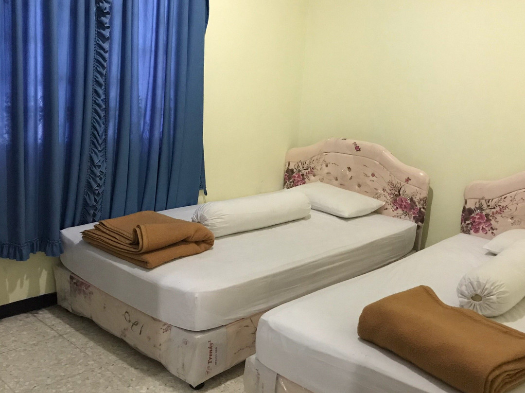 特拉伽马斯酒店主图