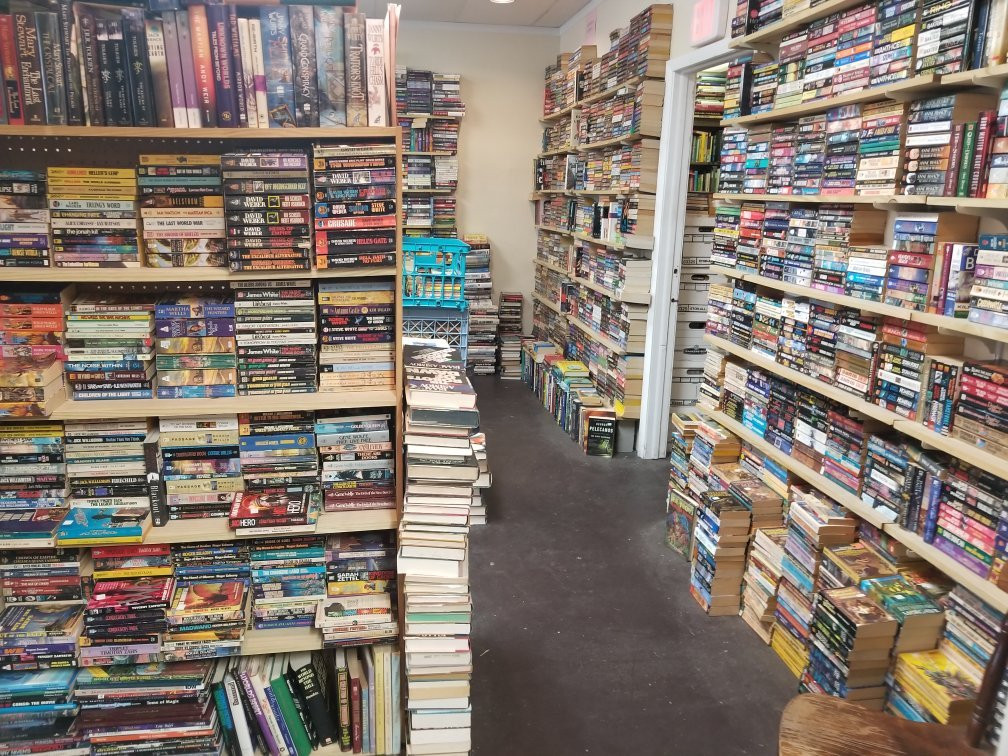 DoraLynn Books景点图片