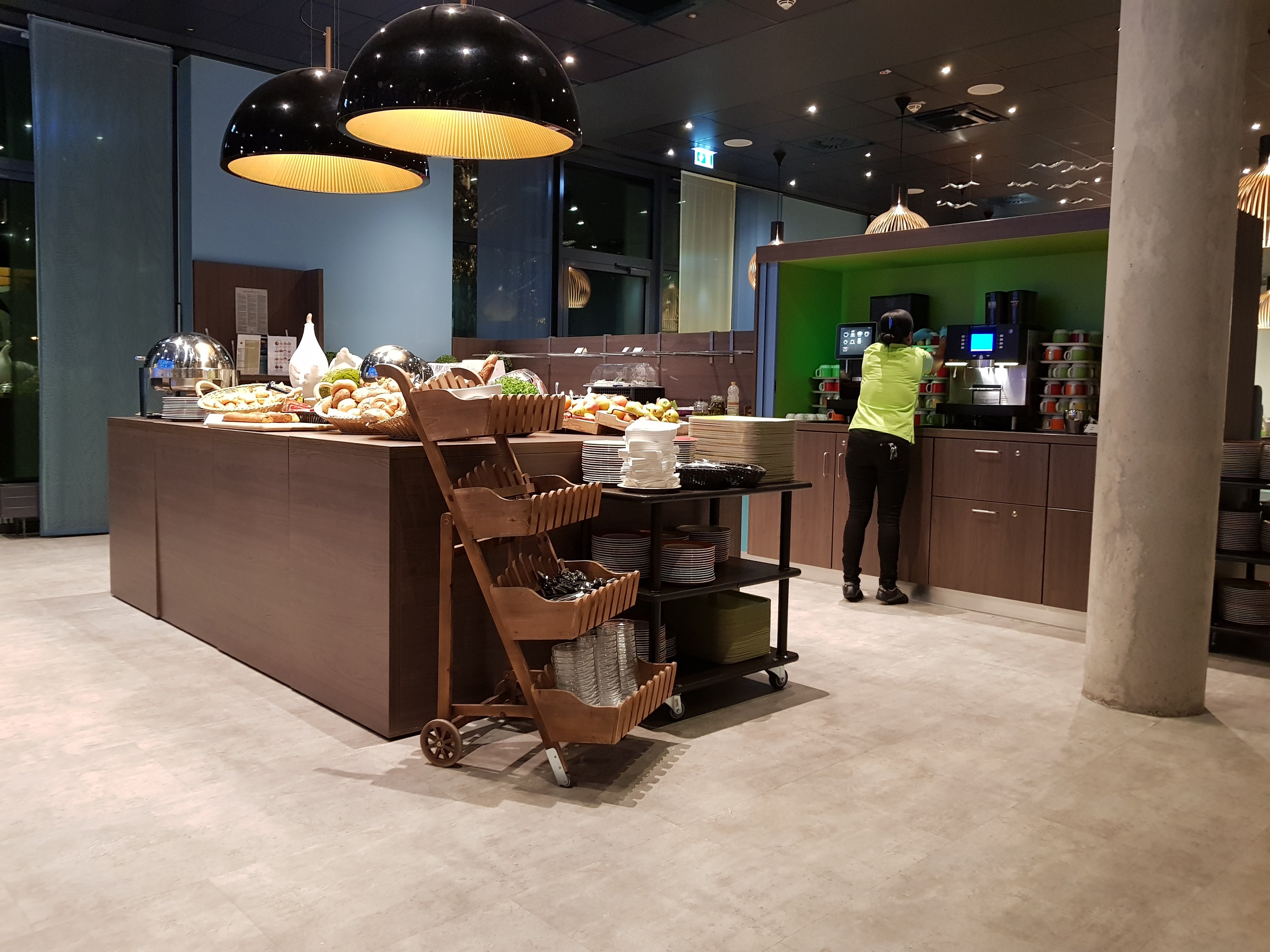 宜必思尚品康斯坦茨酒店-餐饮