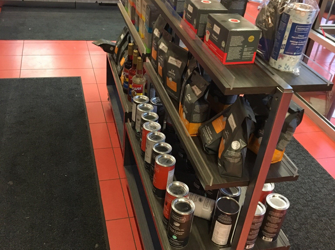 Hornby餐馆和美食-Second Cup Coffee Co. featuring Pinkberry Frozen Yogurt