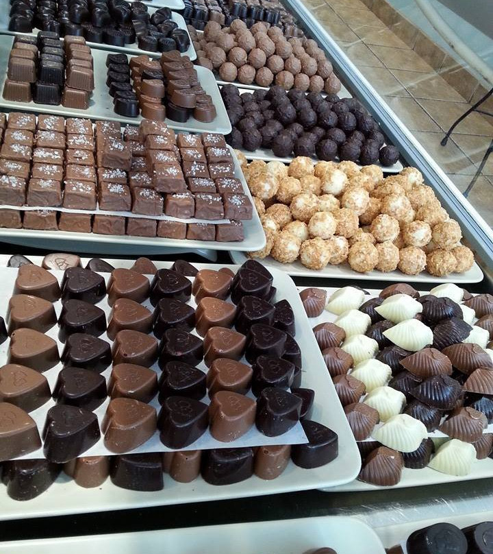 Chocomax Chocolaterie & Glacerie Artisanal