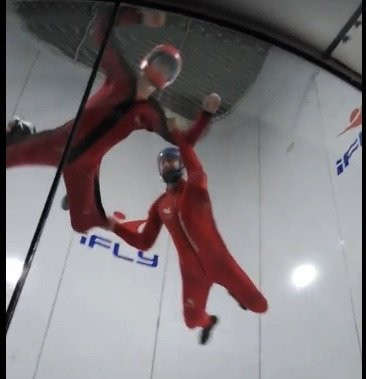 iFLY Indoor Skydiving - Dallas景点图片