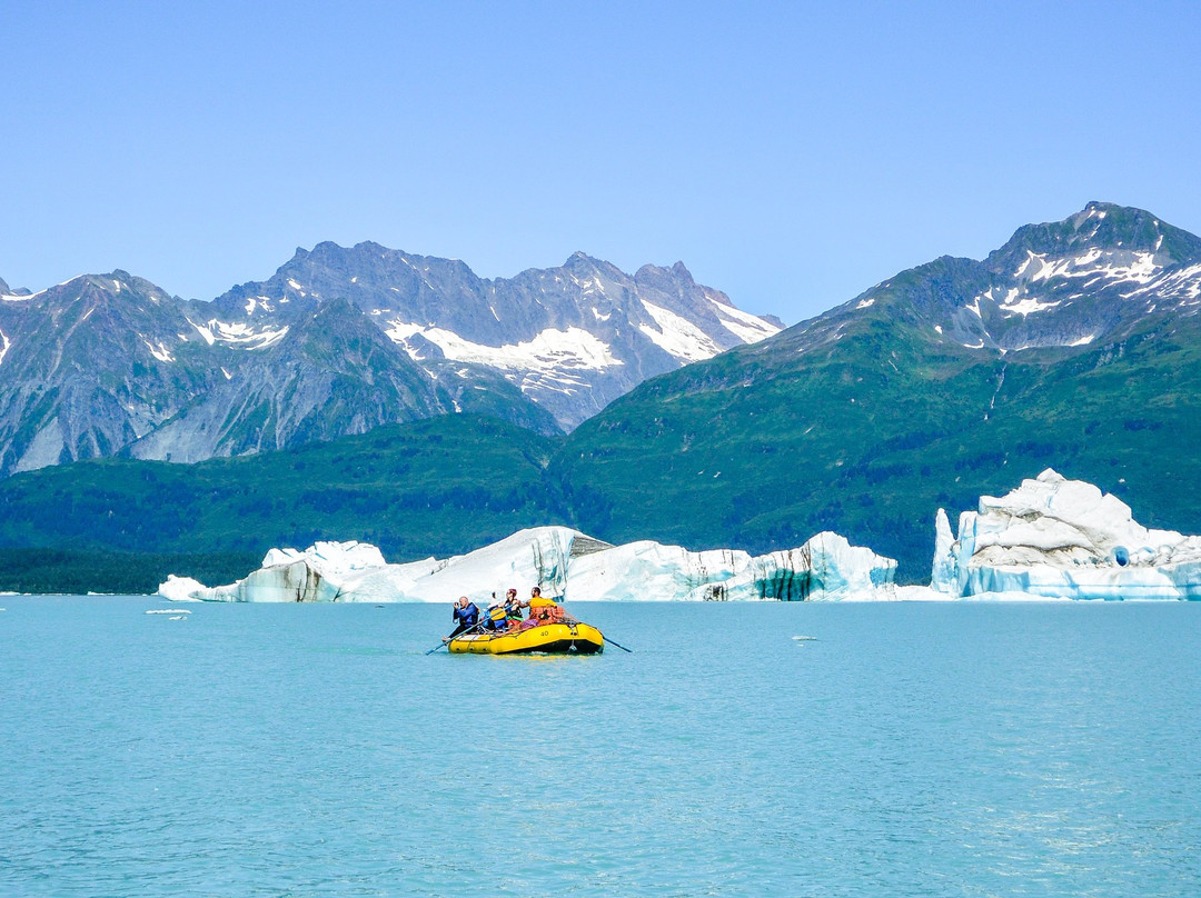 Canadian Rafting Adventures景点图片