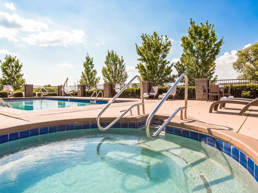 Best Western Locust Grove Inn & Suites主图