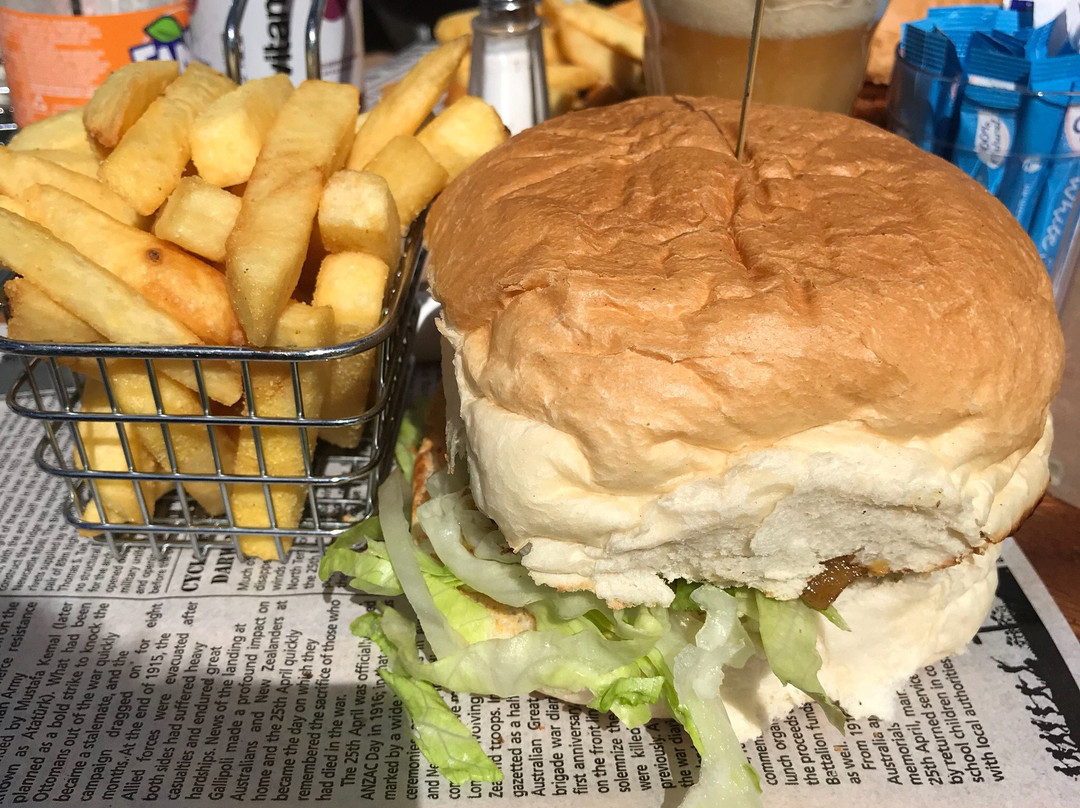 Collingullie餐馆和美食-Ray Ray's Diner