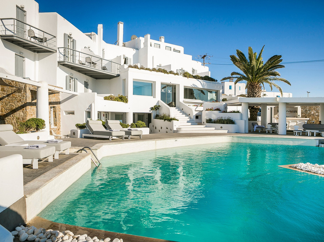 里欧马里斯酒店主图