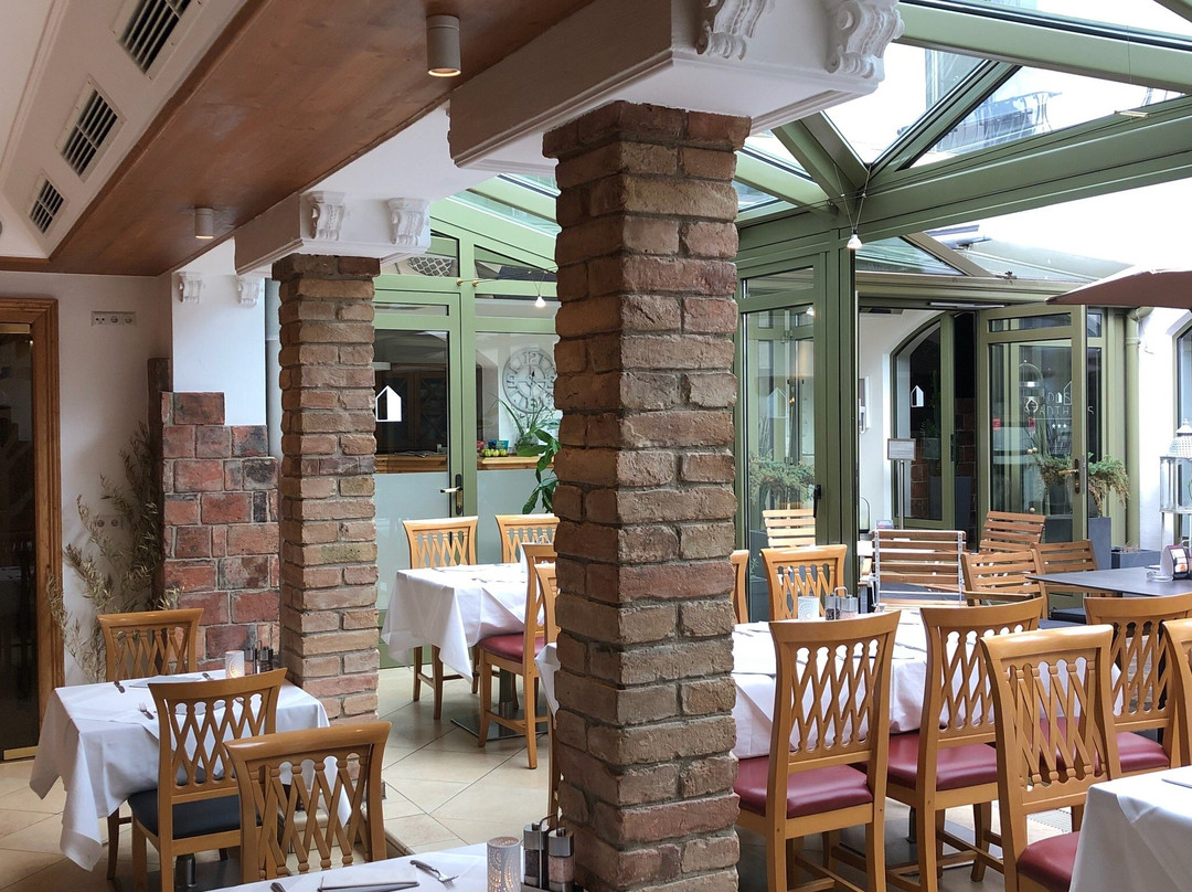 诺伊西德湖畔酒店住宿-Das Stadthaus