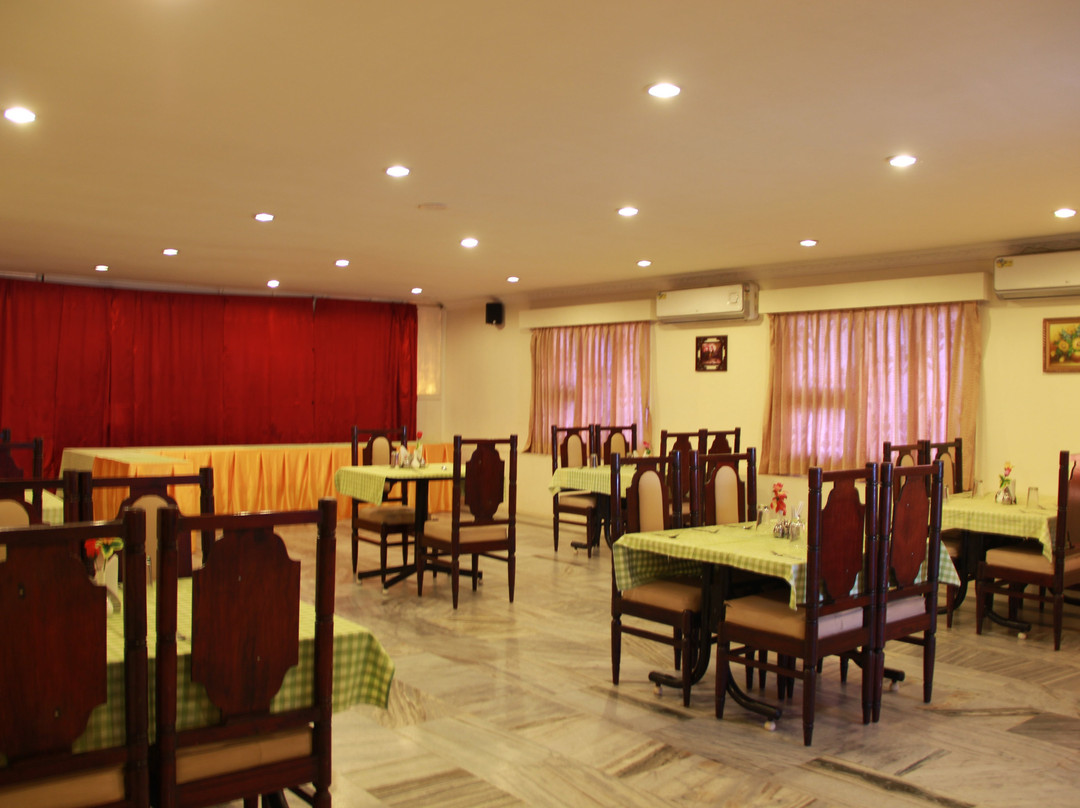 Senthil Residency主图