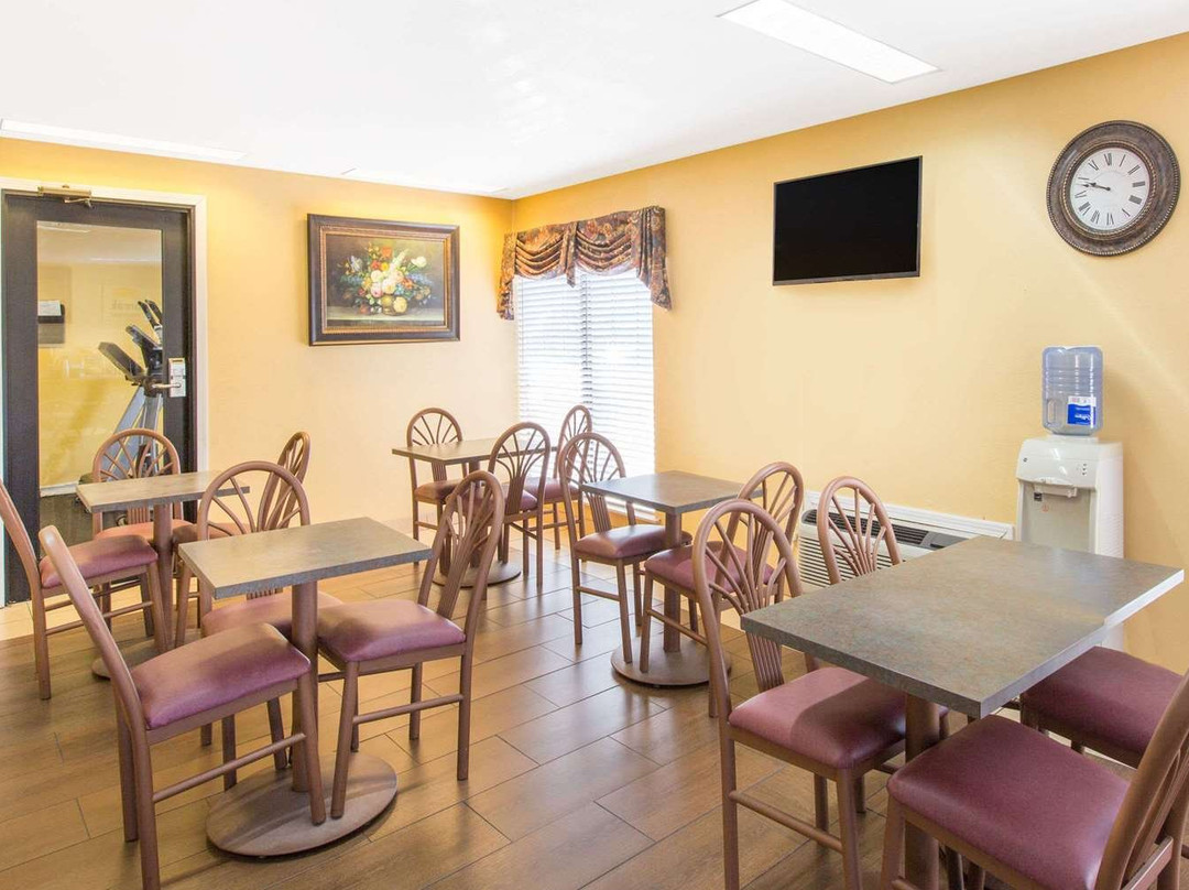 Days Inn by Wyndham Fulton主图