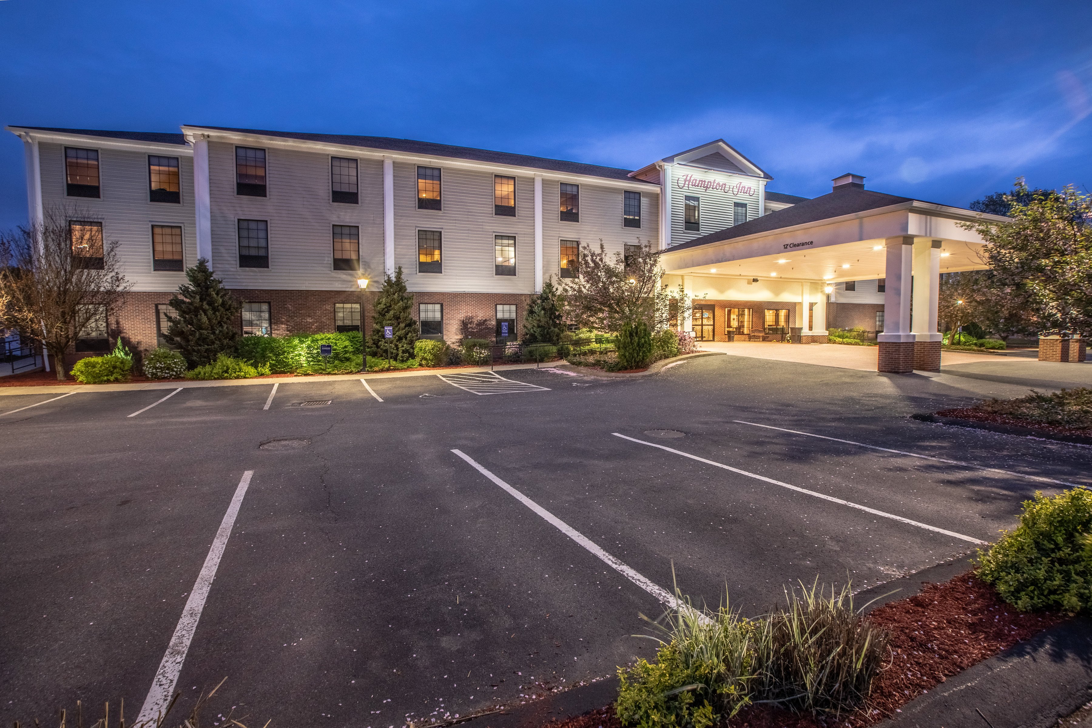 Hampton Inn Hadley-Amherst Area-官方