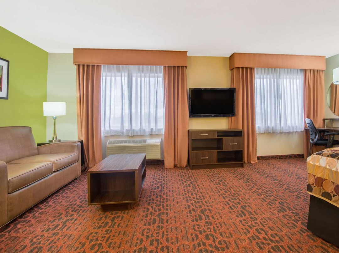 Super 8 by Wyndham Portales主图