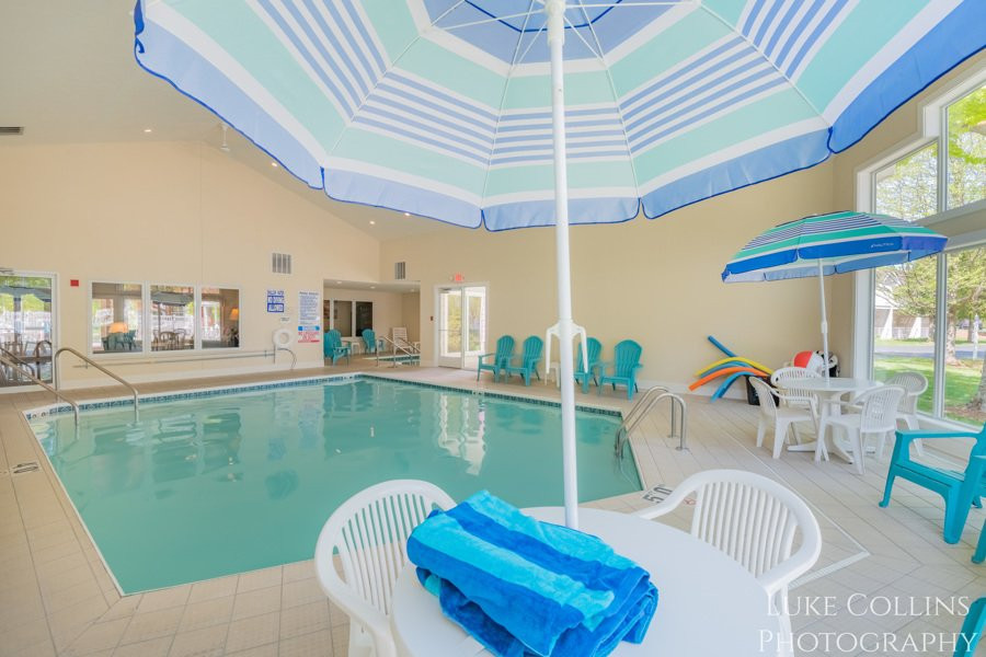 Somerset Inn & Suites主图