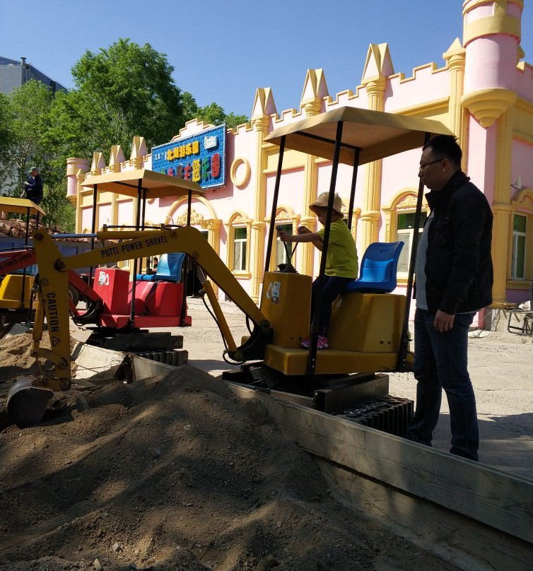 满洲里北湖公园-满洲里市必去景点