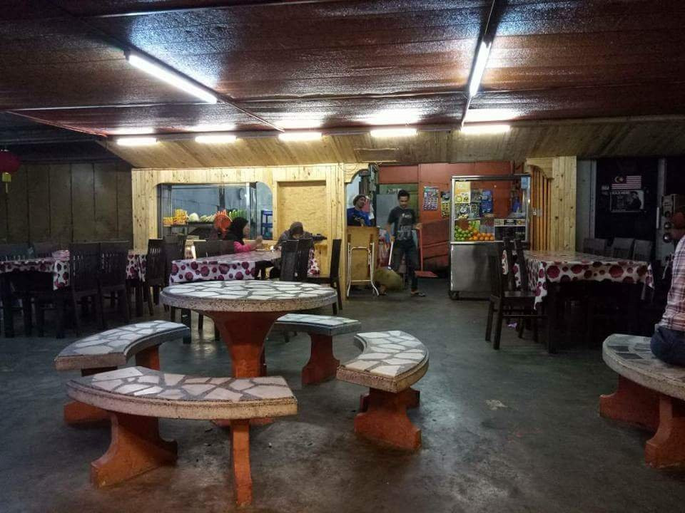 Pengkalan Hulu餐馆和美食-Gerai Kak Na