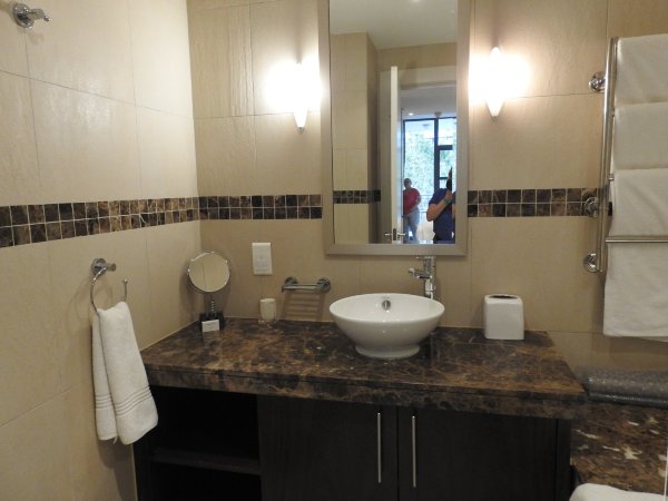 African Elite de Waterkant-浴室