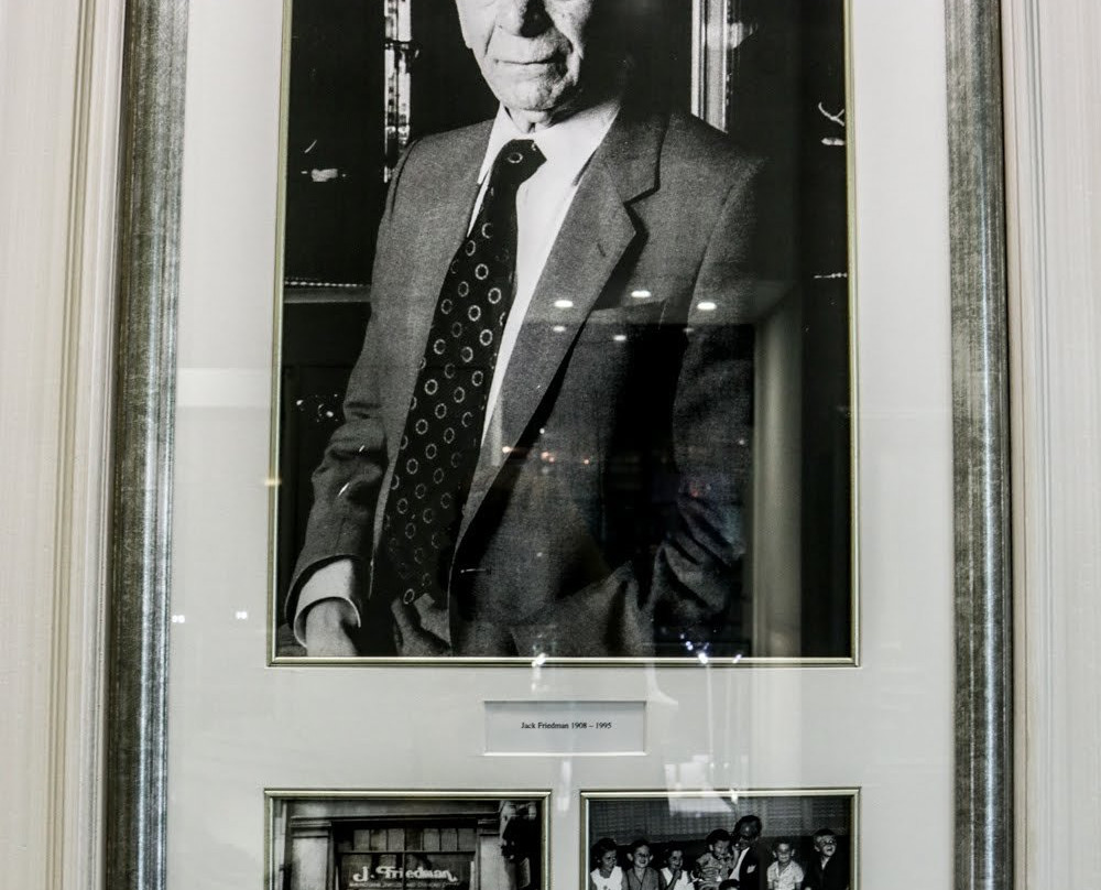 Jack Friedman Canal Walk-Century City必去景点