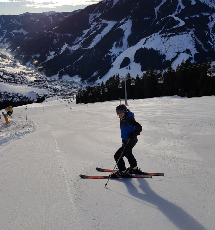 Skifurst-Rent a Ski-萨尔溪必去景点