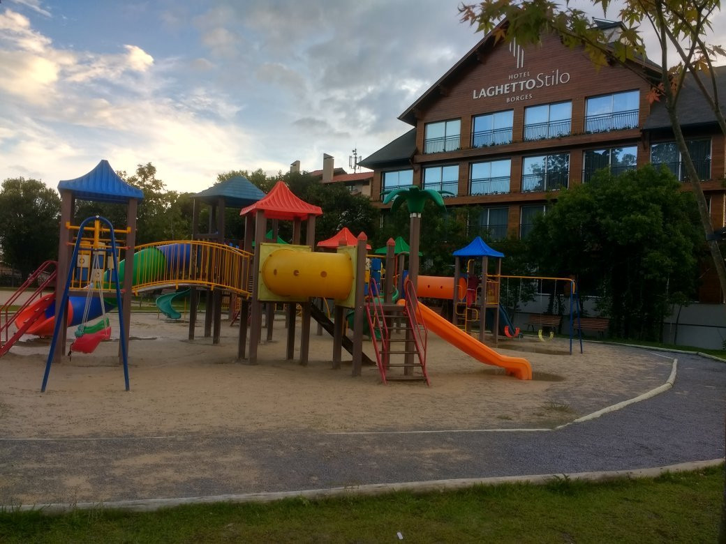 Praça da Criança-格拉玛多必去景点