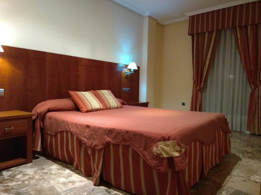 Noche de Ronda ApartaHotel