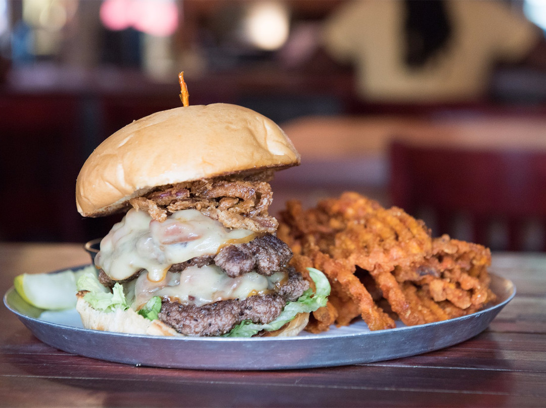 M.L.Rose Neighborhood Pub