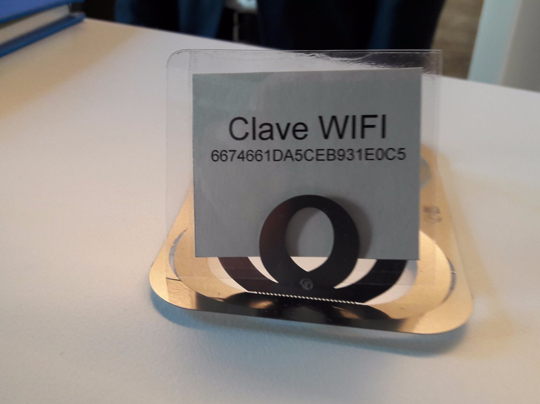 扎拉乌兹索姆希普套房酒店主图