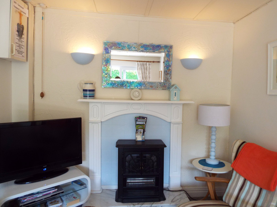 Castaway Guest House & Apartments主图