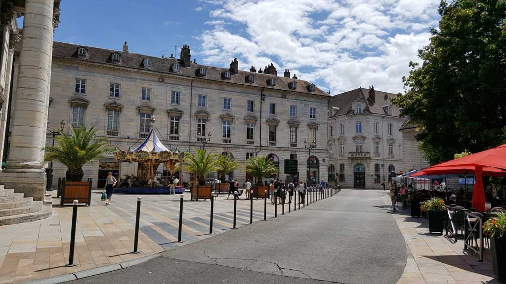 Place du Huit-Septembre-贝桑松必去景点