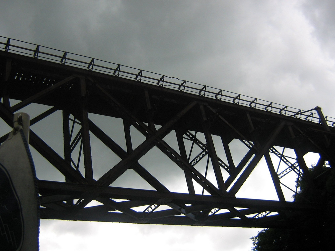 Upside Down Railroad Bridge景点图片